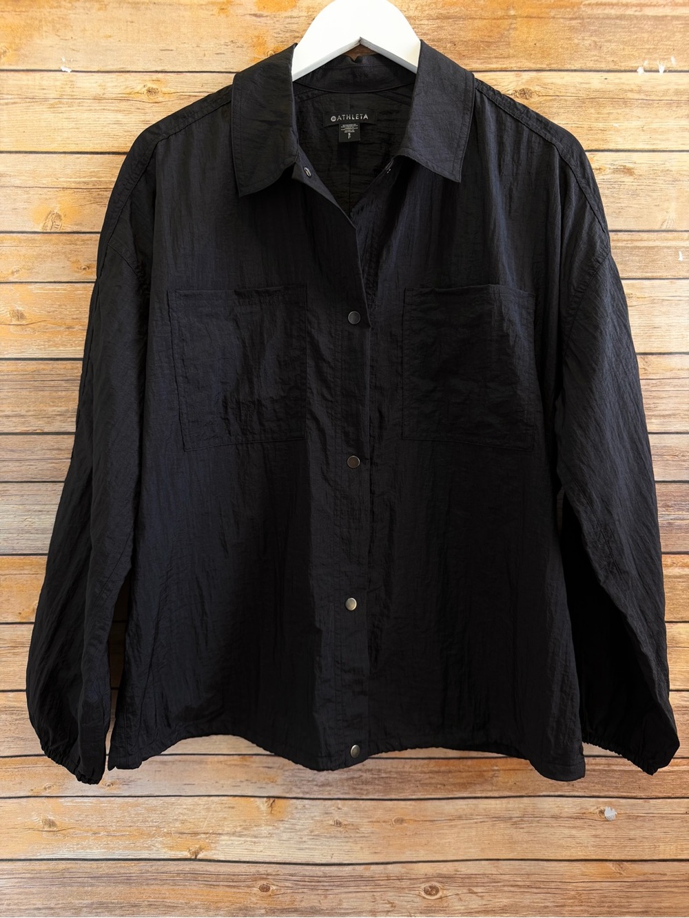 Athleta Black Lunar Sheen Snap Button Down Long Sleeve Shirt Size Small NWOT
